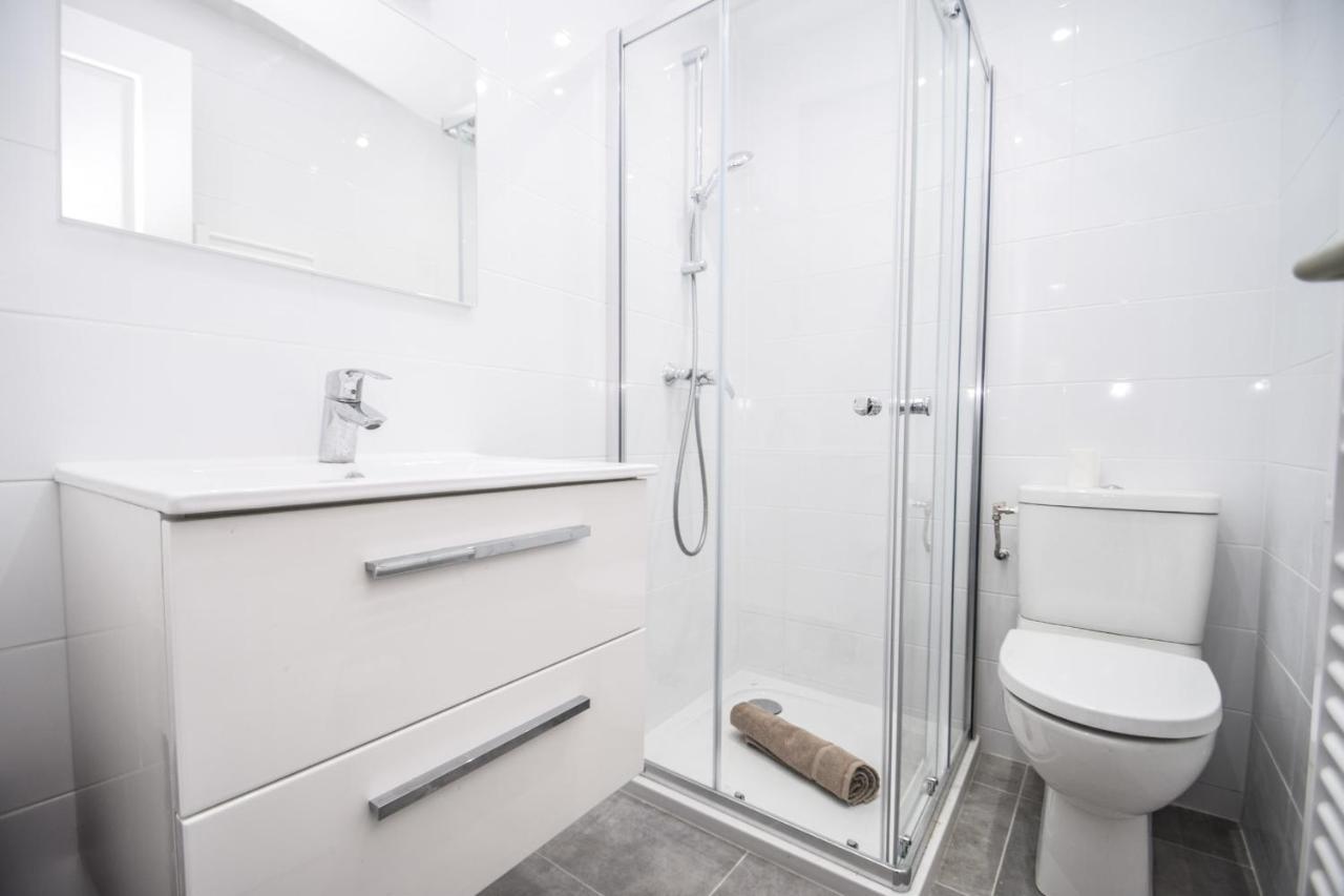 TOP studio refait à neuf aux porte de Paris proche RERMétro Vincennes Extérieur photo